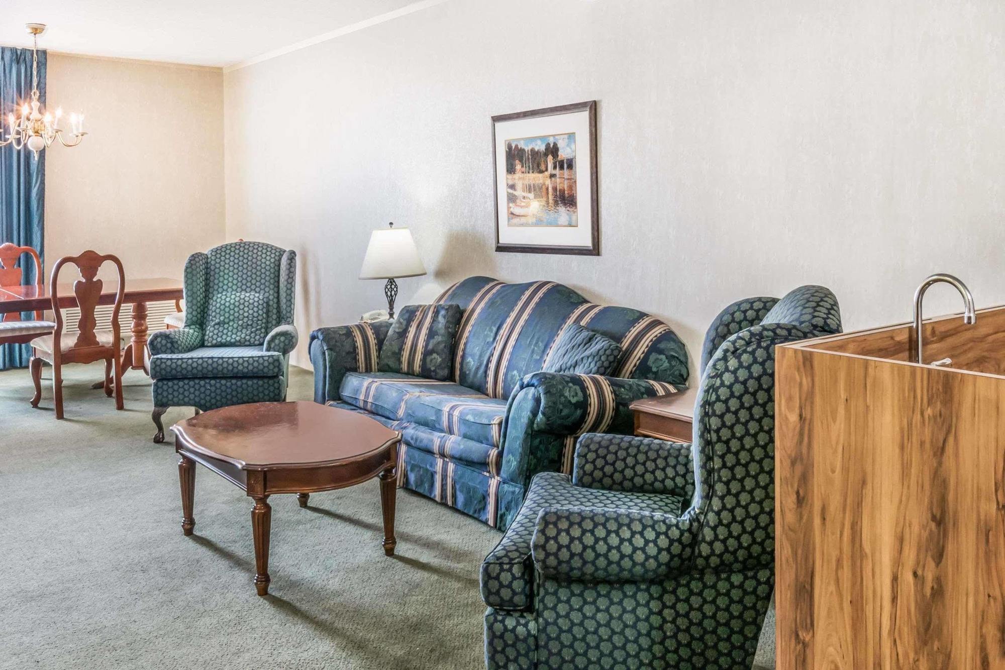 Howard Johnson By Wyndham Milford/New Haven المظهر الخارجي الصورة