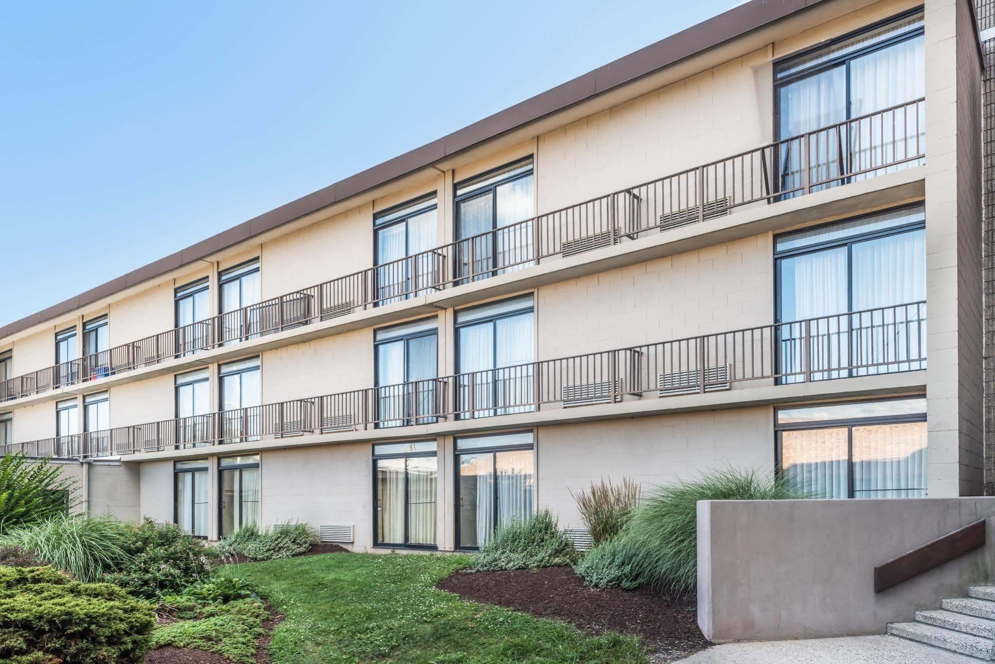 Howard Johnson By Wyndham Milford/New Haven المظهر الخارجي الصورة